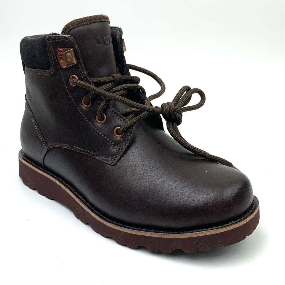 UGG Stenton Water Repellent Leather Boot sz 7